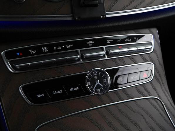 Mercedes-Benz E-Класс V (W213 S213 C238) с пробегом 2018 года, цена 3 049 777 рублей, 161255 км, седан, Автокод Объявления