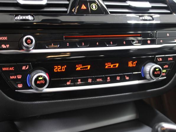 BMW 5 серии VII (G30/G31/G38) с пробегом 2019 года, цена 3 199 900 рублей, 180131 км, седан, Автокод Объявления