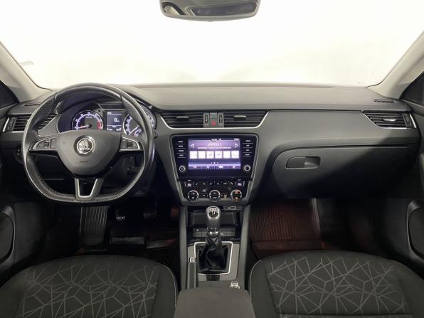 Skoda Octavia III (A7) Рестайлинг с пробегом 2018 года, цена 1 690 000 рублей, 154424 км, лифтбек, Автокод Объявления