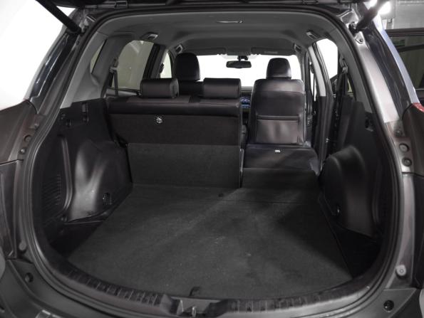 Toyota RAV4 IV (XA40) с пробегом 2015 года, цена 2 399 000 рублей, 67628 км, внедорожник, Автокод Объявления