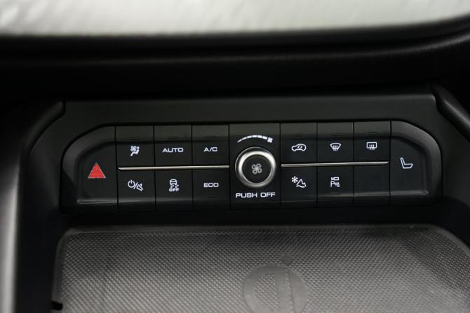Haval F7x I Рестайлинг с пробегом 2022 года, цена 2 170 000 рублей, 90000 км, внедорожник, Автокод Объявления