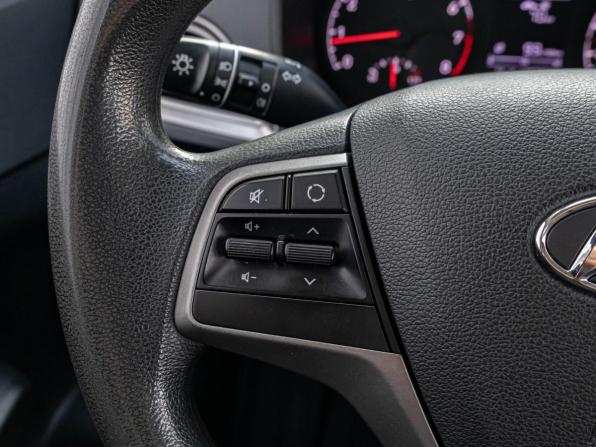 Hyundai Solaris II с пробегом 2019 года, цена 1 220 000 рублей, 130269 км, седан, Автокод Объявления