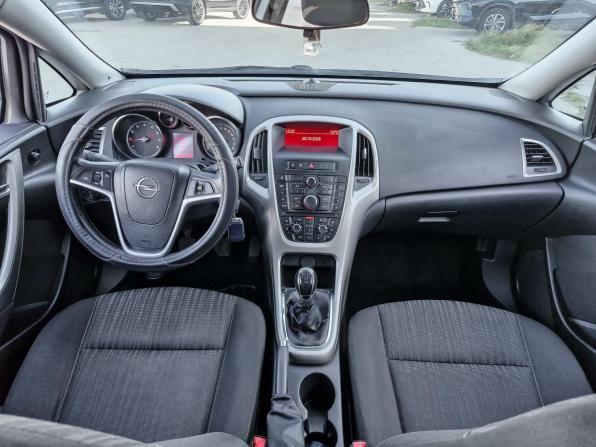 Opel Astra J с пробегом 2012 года, цена 599 000 рублей, 185256 км, хэтчбек, Автокод Объявления