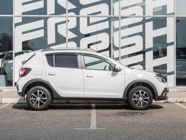 Renault Sandero II Рестайлинг с пробегом 2020 года, цена 1 299 000 рублей, 64162 км, хэтчбек, Автокод Объявления