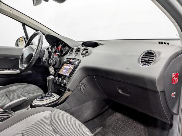 Peugeot 408 I Рестайлинг с пробегом 2017 года, цена 1 250 000 рублей, 57078 км, седан, Автокод Объявления