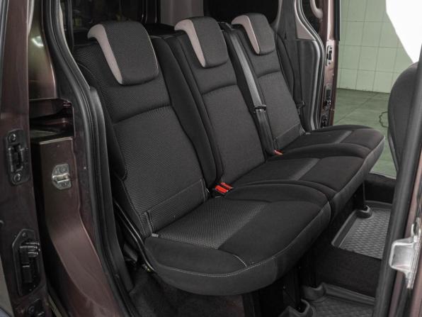 Renault Kangoo II Рестайлинг с пробегом 2014 года, цена 799 000 рублей, 248376 км, компактвэн, Автокод Объявления