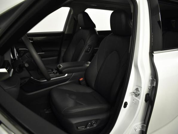 Toyota Highlander IV (XU70) с пробегом 2026 года, цена 5 775 900 рублей, 4635 км, внедорожник, Автокод Объявления