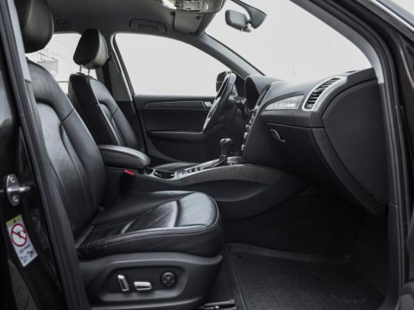 Audi Q5 I (8R) Рестайлинг с пробегом 2013 года, цена 2 099 000 рублей, 157272 км, внедорожник, Автокод Объявления
