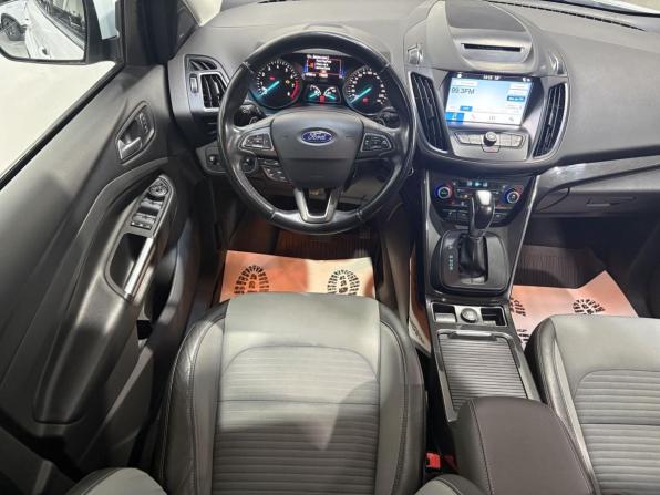 Ford Kuga II Рестайлинг с пробегом 2017 года, цена 1 495 000 рублей, 137563 км, внедорожник, Автокод Объявления