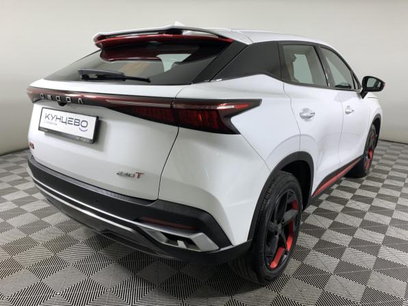 Omoda C5 I с пробегом 2022 года, цена 1 628 000 рублей, 87816 км, внедорожник, Автокод Объявления