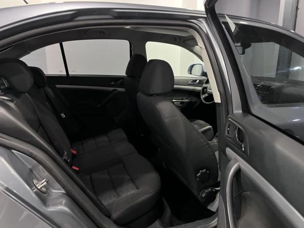 Skoda Octavia II (A5) Рестайлинг с пробегом 2013 года, цена 730 000 рублей, 266458 км, лифтбек, Автокод Объявления