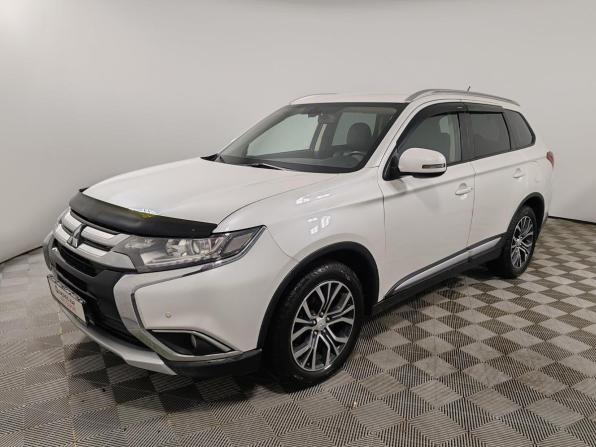 Mitsubishi Outlander III Рестайлинг 2 с пробегом 2015 года, цена 1 729 000 рублей, 174935 км, внедорожник, Автокод Объявления