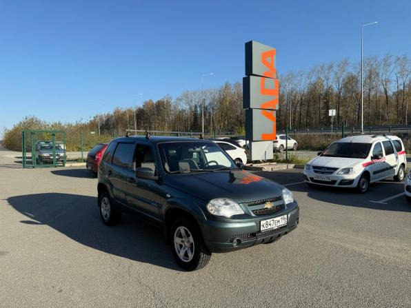 Chevrolet Niva I Рестайлинг с пробегом 2018 года, цена 729 000 рублей, 113000 км, внедорожник, Автокод Объявления