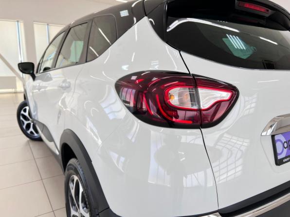 Renault Kaptur I с пробегом 2016 года, цена 1 400 000 рублей, 131507 км, внедорожник, Автокод Объявления
