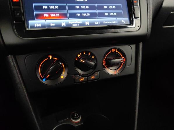 Volkswagen Polo V с пробегом 2013 года, цена 648 000 рублей, 154706 км, седан, Автокод Объявления