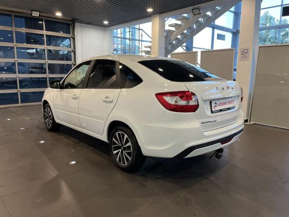 Lada (ВАЗ) Granta I Рестайлинг с пробегом 2023 года, цена 975 000 рублей, 61641 км, лифтбек, Автокод Объявления