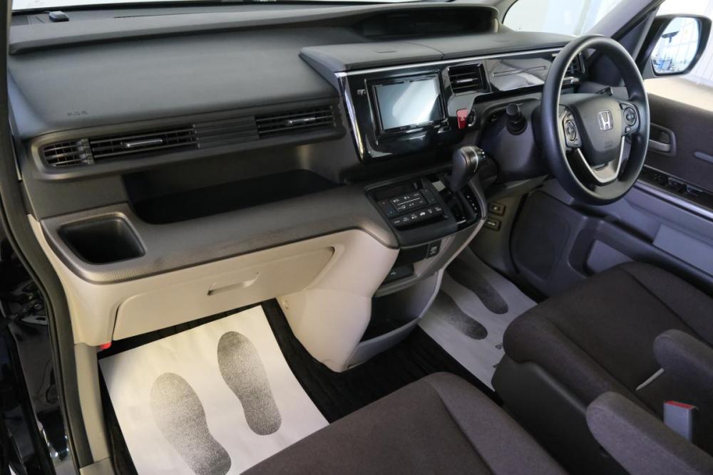 Honda Stepwgn V Рестайлинг Омск  - изображение 20