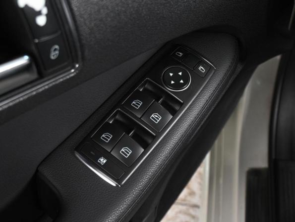 Mercedes-Benz E-Класс IV (W212 S212 C207) с пробегом 2012 года, цена 1 589 000 рублей, 183970 км, седан, Автокод Объявления