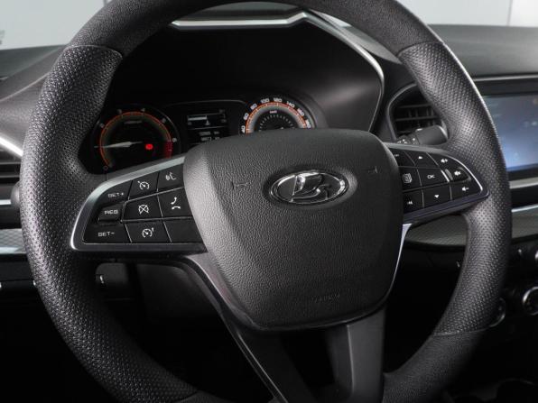 Lada (ВАЗ) Vesta I Рестайлинг (NG) с пробегом 2023 года, цена 1 155 000 рублей, 122605 км, седан, Автокод Объявления