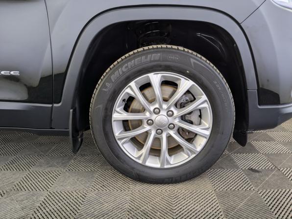 Jeep Cherokee V (KL) Рестайлинг с пробегом 2018 года, цена 2 525 000 рублей, 73810 км, внедорожник, Автокод Объявления