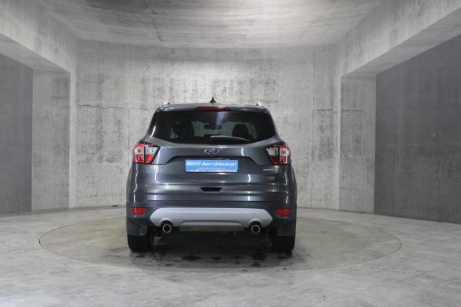 Ford Kuga II Рестайлинг с пробегом 2017 года, цена 1 446 000 рублей, 116038 км, внедорожник, Автокод Объявления