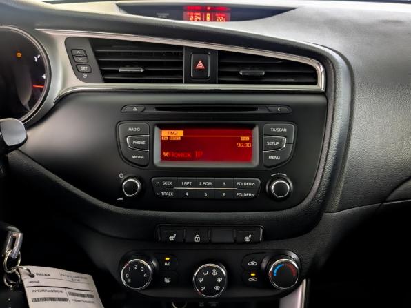 Kia Ceed II Рестайлинг с пробегом 2016 года, цена 1 070 000 рублей, 161143 км, хэтчбек, Автокод Объявления