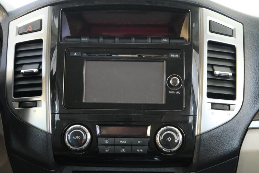 Mitsubishi Pajero IV Рестайлинг 2 Омск  - изображение 17