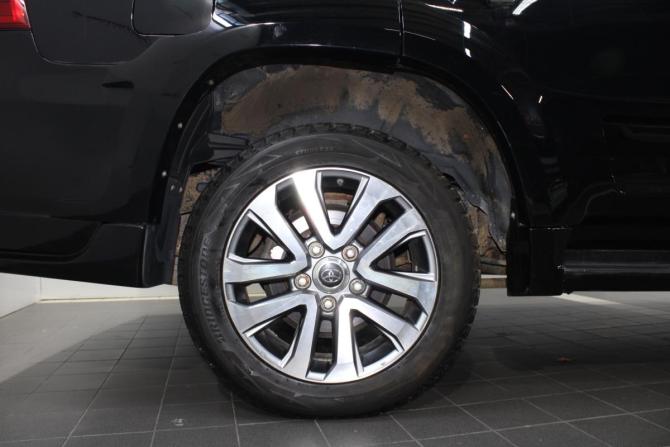 Toyota Land Cruiser 200 Series Рестайлинг 1 с пробегом 2015 года, цена 3 800 000 рублей, 172990 км, внедорожник, Автокод Объявления