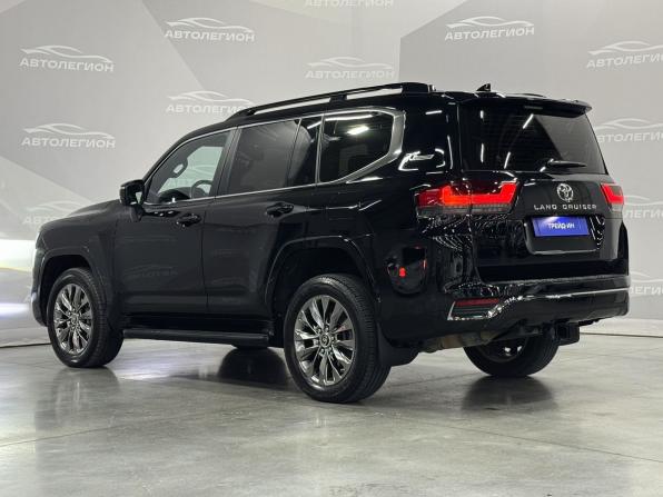 Toyota Land Cruiser 300 Series с пробегом 2021 года, цена 10 800 000 рублей, 109867 км, внедорожник, Автокод Объявления