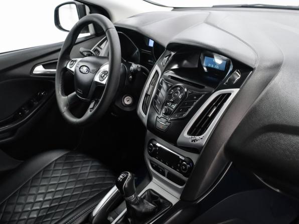 Ford Focus III с пробегом 2013 года, цена 721 000 рублей, 194812 км, хэтчбек, Автокод Объявления