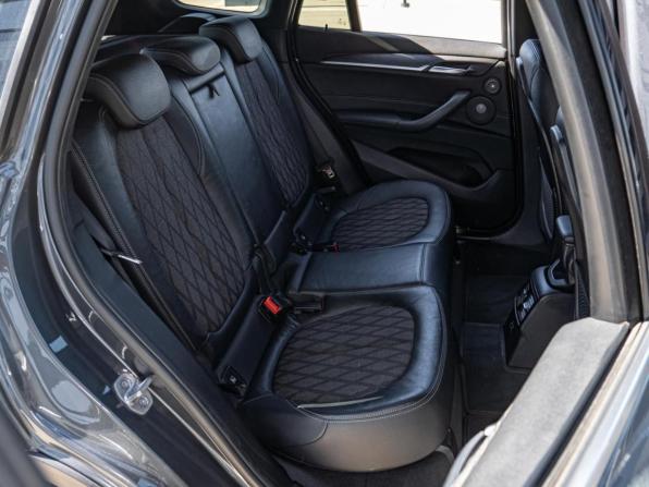 BMW X1 II (F48) Рестайлинг с пробегом 2019 года, цена 3 289 000 рублей, 123989 км, внедорожник, Автокод Объявления