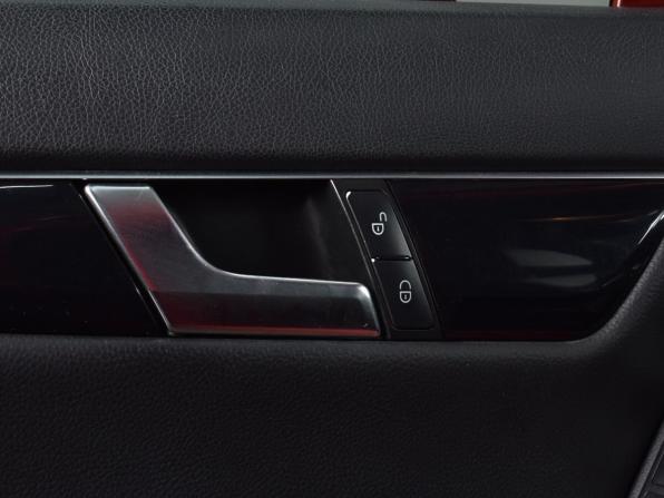 Mercedes-Benz C-Класс III (W204) Рестайлинг с пробегом 2012 года, цена 1 264 995 рублей, 228391 км, седан, Автокод Объявления