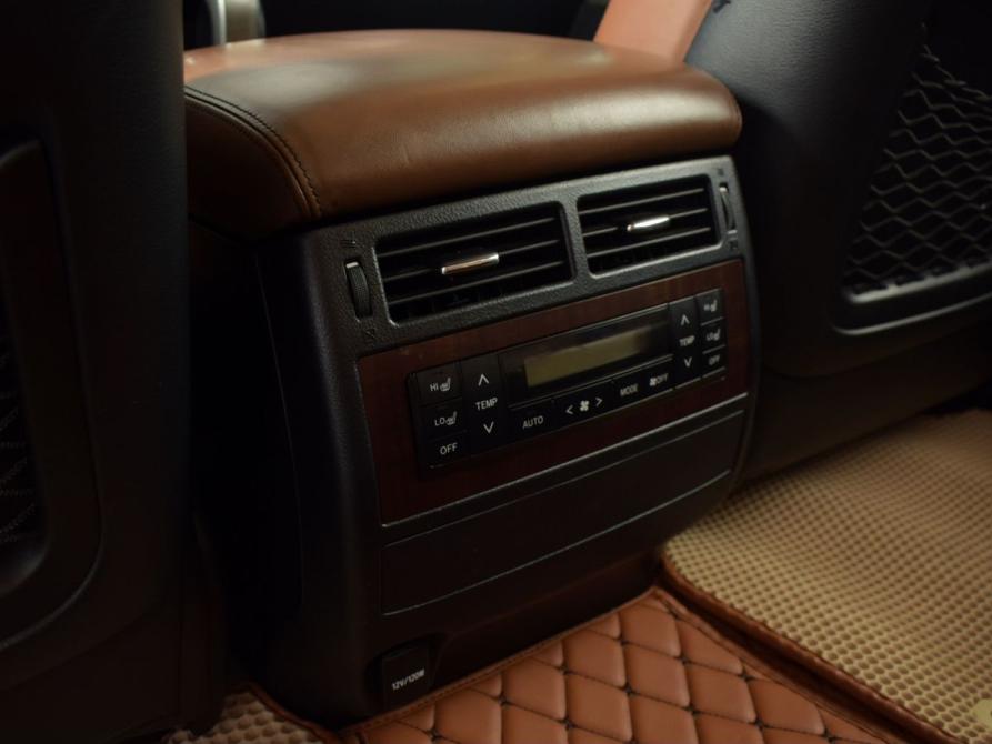 Toyota Land Cruiser 200 Series Рестайлинг 1 Кемерово  - изображение 17