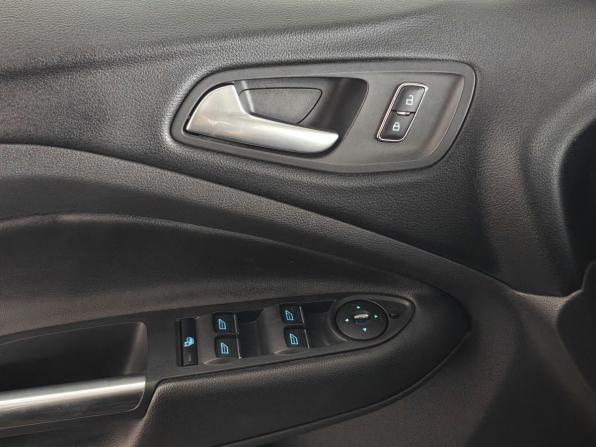 Ford Kuga II с пробегом 2013 года, цена 1 299 000 рублей, 107400 км, внедорожник, Автокод Объявления
