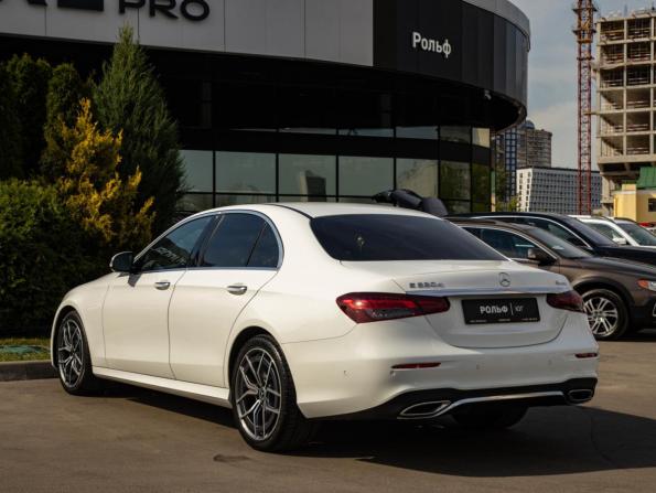 Mercedes-Benz E-Класс V (W213 S213 C238) Рестайлинг с пробегом 2020 года, цена 4 528 000 рублей, 76870 км, седан, Автокод Объявления