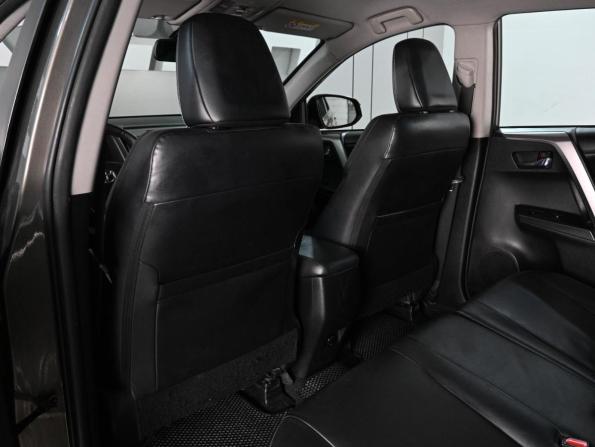Toyota RAV4 IV (XA40) Рестайлинг с пробегом 2017 года, цена 2 379 000 рублей, 195205 км, внедорожник, Автокод Объявления