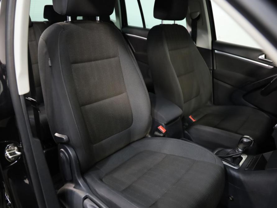 Volkswagen Tiguan I Рестайлинг Санкт-Петербург  - изображение 21
