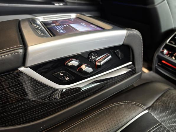 BMW 7 серии VI (G11/G12) Рестайлинг с пробегом 2021 года, цена 7 125 000 рублей, 60872 км, седан, Автокод Объявления