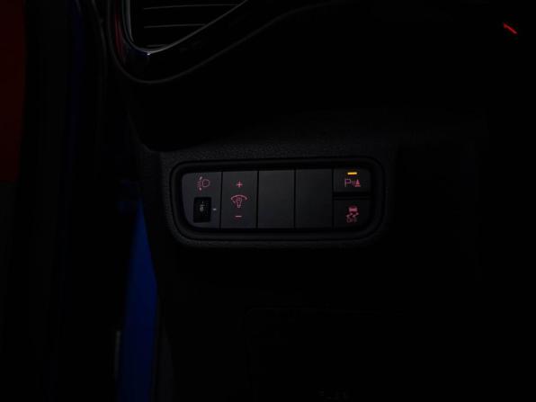Kia Soul III с пробегом 2021 года, цена 2 093 055 рублей, 59685 км, хэтчбек, Автокод Объявления