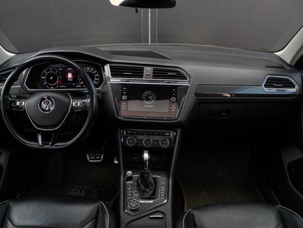 Volkswagen Tiguan II с пробегом 2017 года, цена 2 389 000 рублей, 182610 км, внедорожник, Автокод Объявления