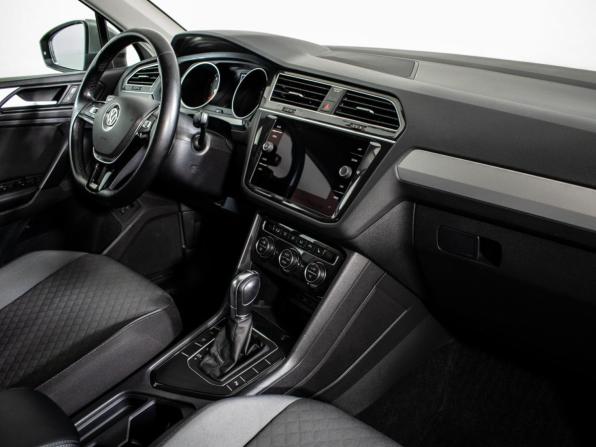 Volkswagen Tiguan II с пробегом 2019 года, цена 1 700 000 рублей, 149287 км, внедорожник, Автокод Объявления