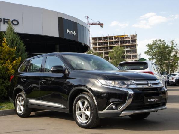Mitsubishi Outlander III Рестайлинг 2 с пробегом 2018 года, цена 1 998 000 рублей, 41584 км, внедорожник, Автокод Объявления