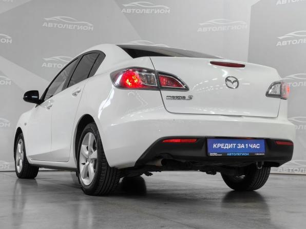 Mazda 3 II (BL) Рестайлинг с пробегом 2011 года, цена 1 020 000 рублей, 150500 км, седан, Автокод Объявления