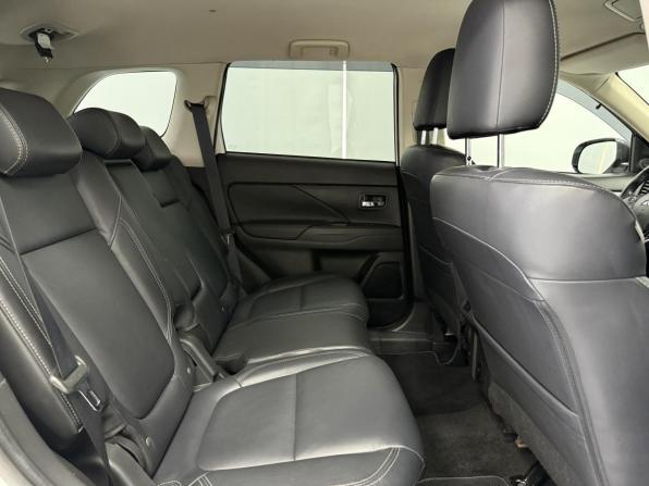 Mitsubishi Outlander III Рестайлинг 3 с пробегом 2020 года, цена 2 535 000 рублей, 103624 км, внедорожник, Автокод Объявления