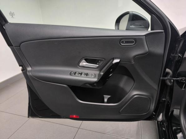 Mercedes-Benz A-Класс IV (W177) с пробегом 2018 года, цена 2 524 000 рублей, 70750 км, хэтчбек, Автокод Объявления