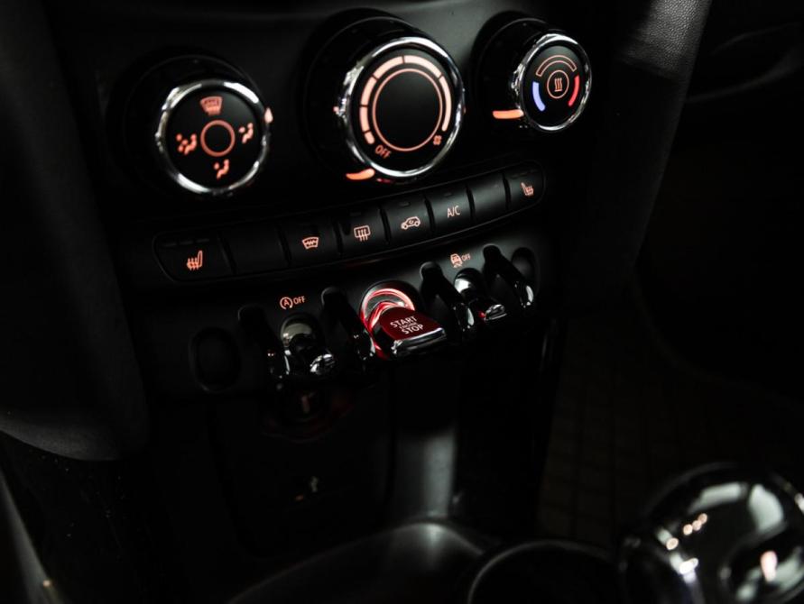 Mini Hatch III (F55/F56) Рестайлинг Санкт-Петербург  - изображение 18