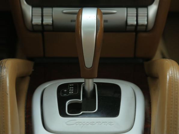 Porsche Cayenne I (955) с пробегом 2004 года, цена 550 000 рублей, 250000 км, внедорожник, Автокод Объявления