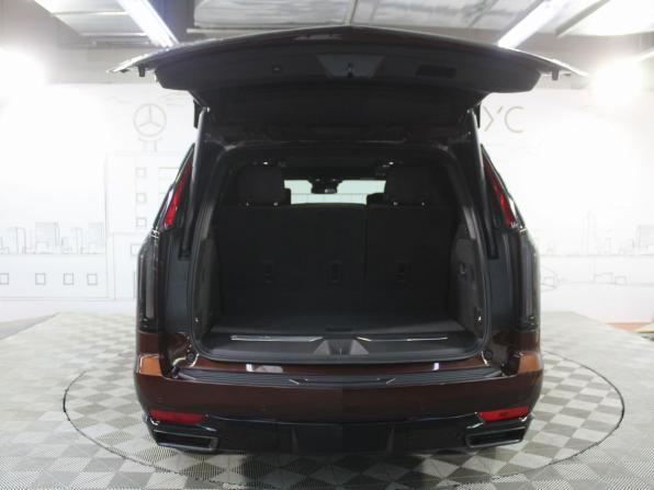 Cadillac Escalade V с пробегом 2022 года, цена 10 950 000 рублей, 70101 км, внедорожник, Автокод Объявления