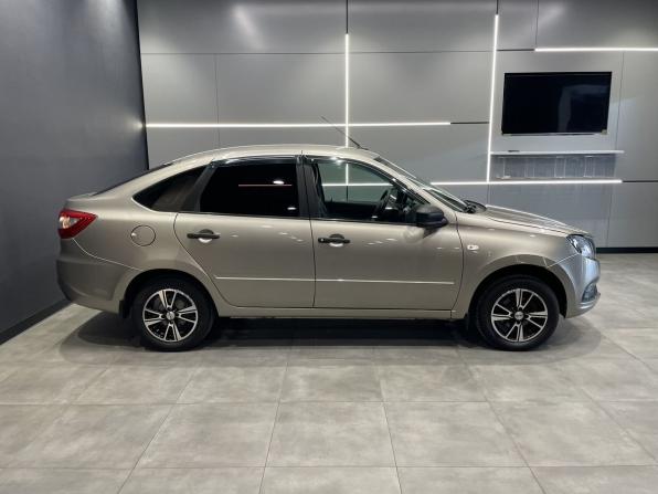 Lada (ВАЗ) Granta I Рестайлинг с пробегом 2020 года, цена 560 000 рублей, 72600 км, лифтбек, Автокод Объявления