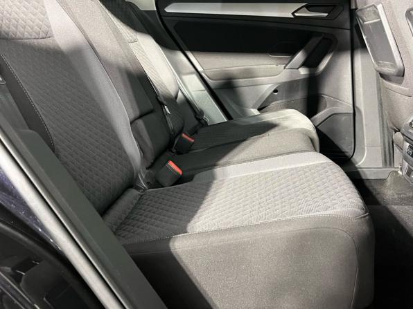Volkswagen Tiguan II с пробегом 2018 года, цена 2 422 000 рублей, 157971 км, внедорожник, Автокод Объявления
